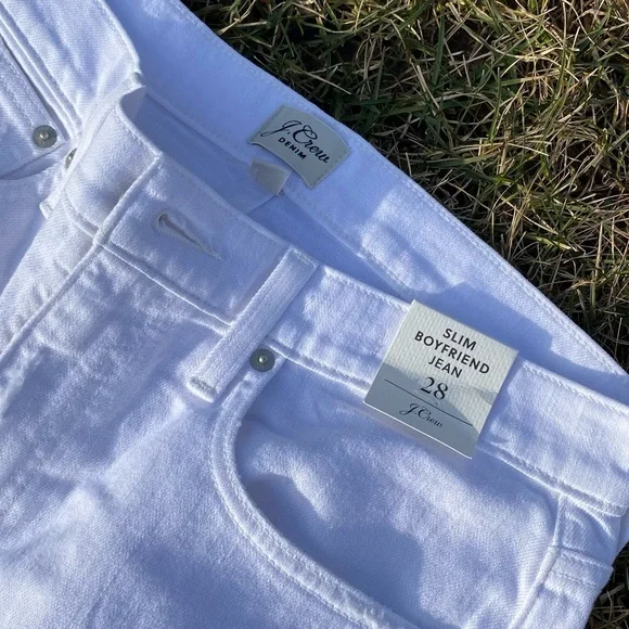NWT J Crew White Slim Boyfriend Jean with raw hem - Picture 7 of 13